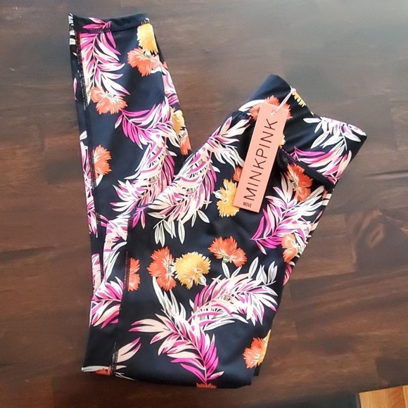 MINKPINK Pants - MINKPINK yoga leggings NWT